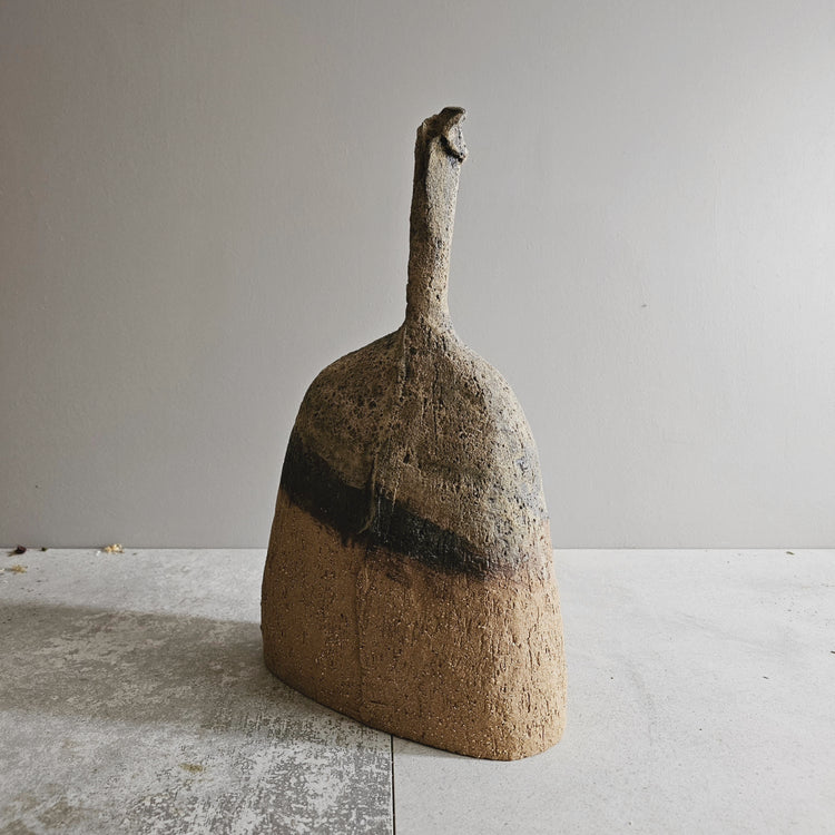 Naxos / vaso in grès crema stratificato bianco e nero