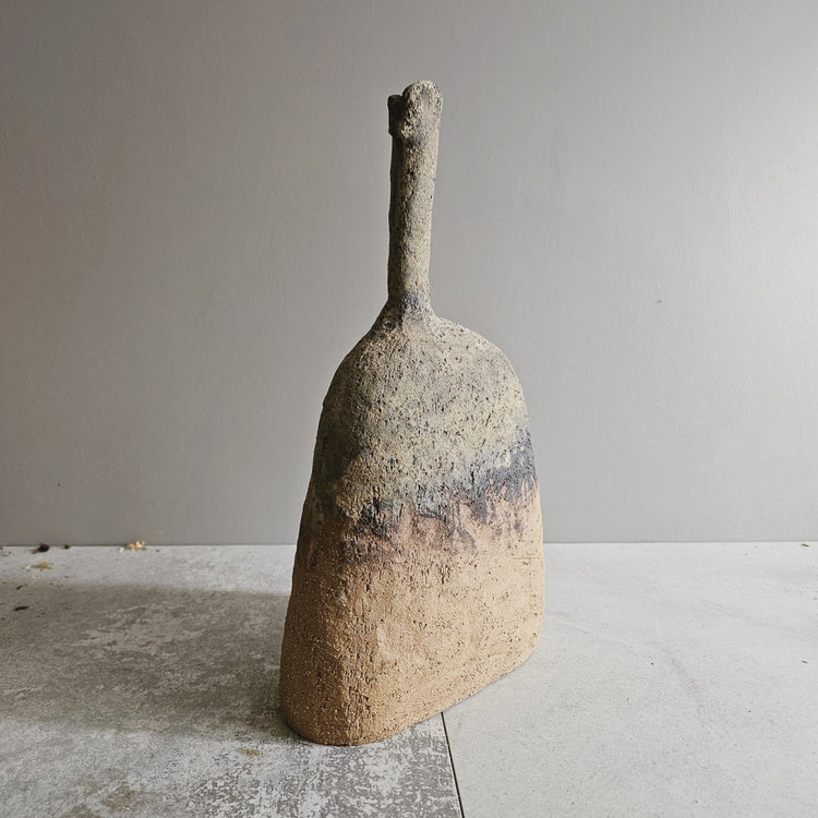 Naxos / vaso in grès crema stratificato bianco e nero