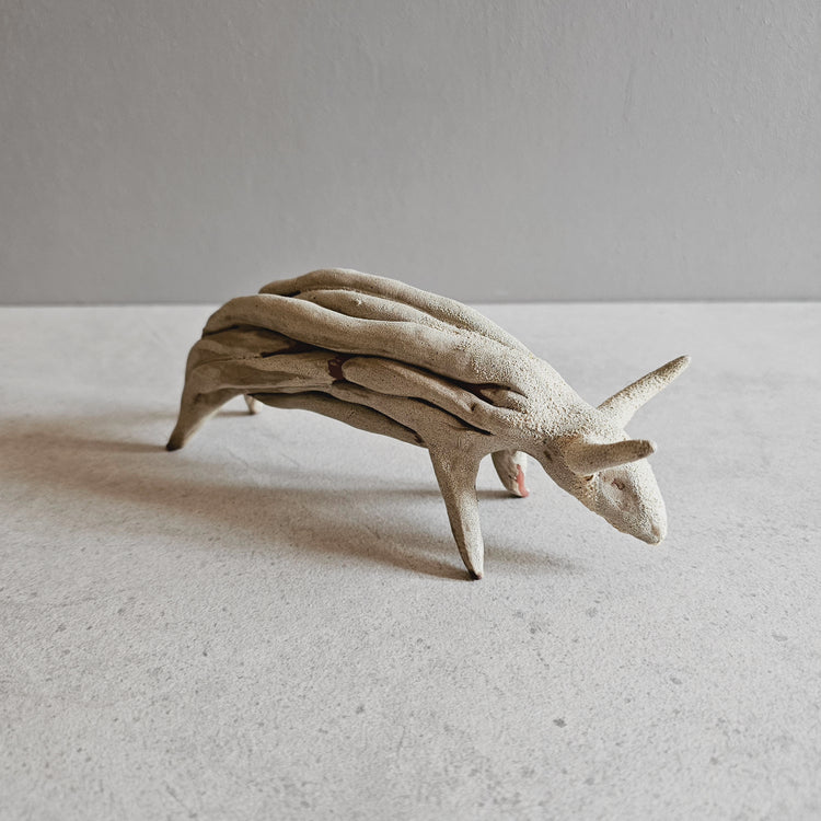 Animale / grès crema e smalti vulcanici (Copia)