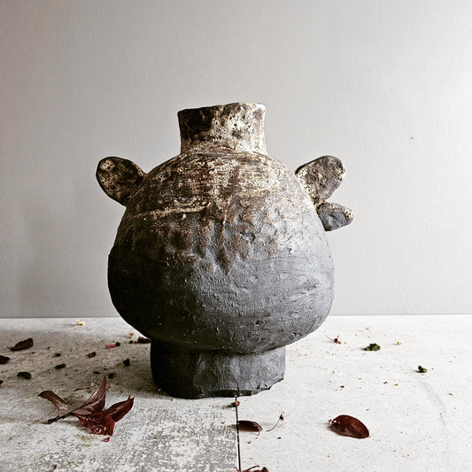 Fenice / vaso in grès nero stratificato