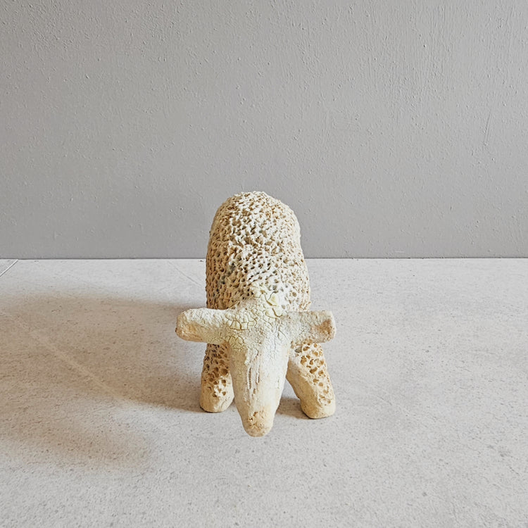 Animale / grès crema e smalti vulcanici