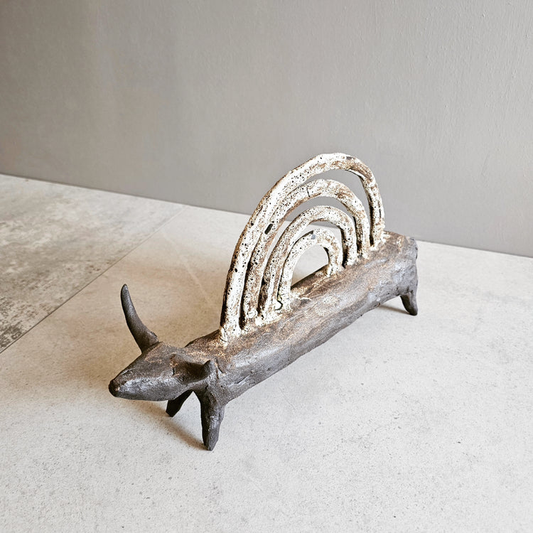 Animale / grès nero e smalti ossidati