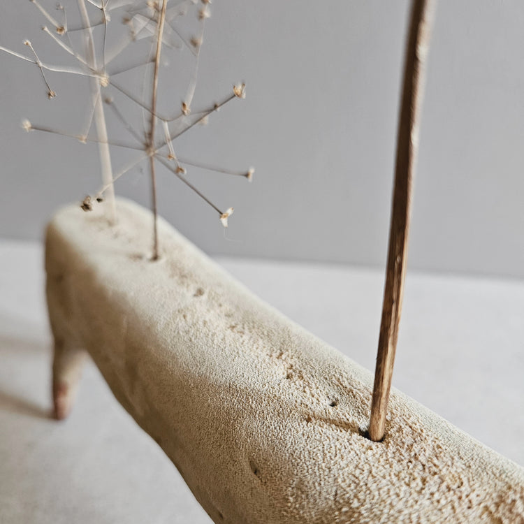 Animale / grès crema e smalti vulcanici