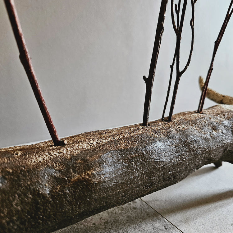 Animale / grès nero e smalti ossidati (Copia)