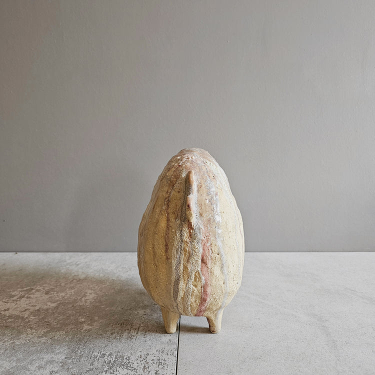 Pet / scultura in grès e smalti stratificati