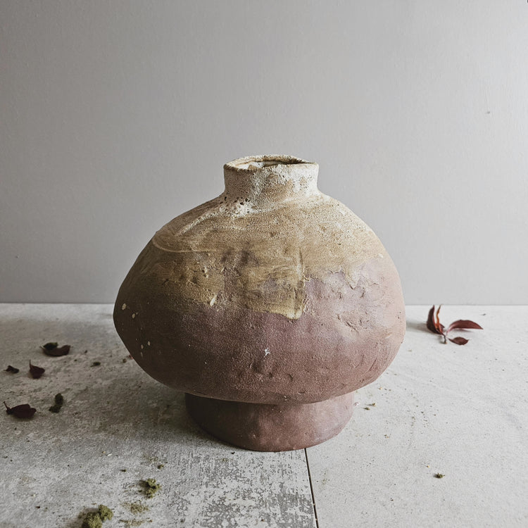 Efeso / vaso in grès rosso stratificato bianco