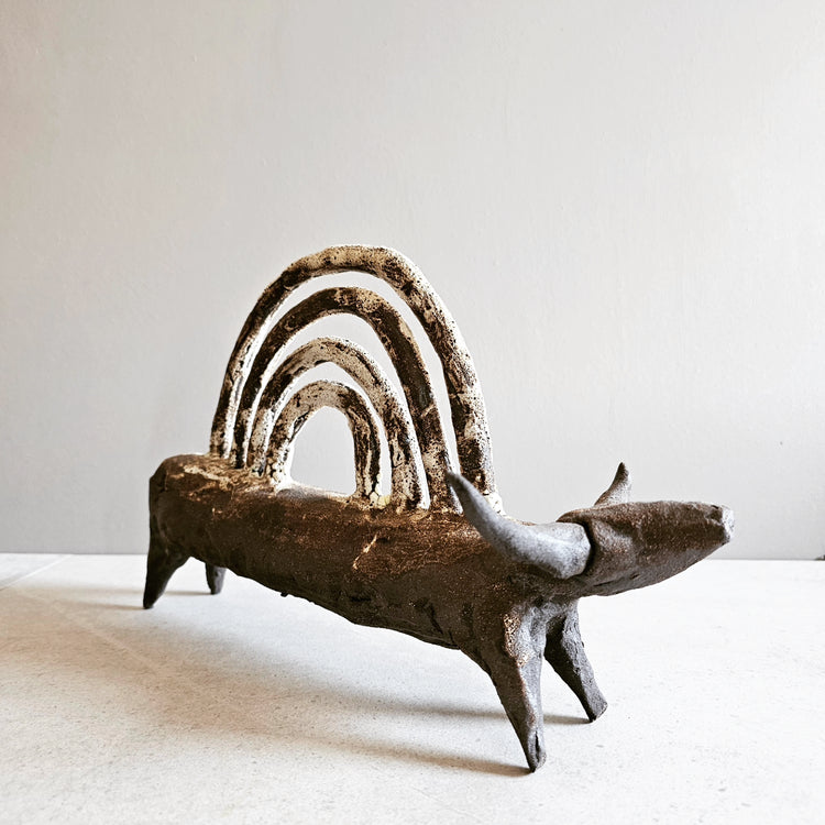 Animale / grès nero e smalti ossidati