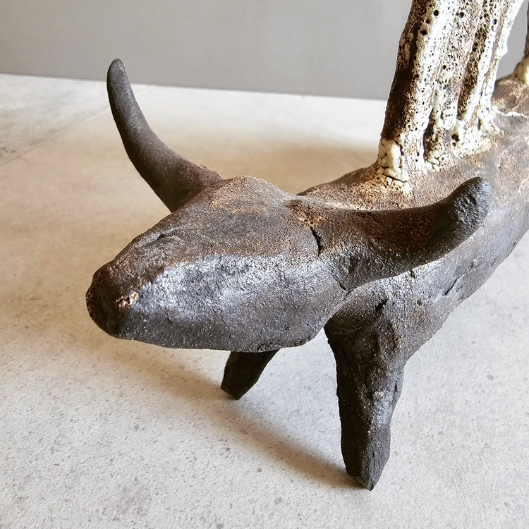 Animale / grès nero e smalti ossidati