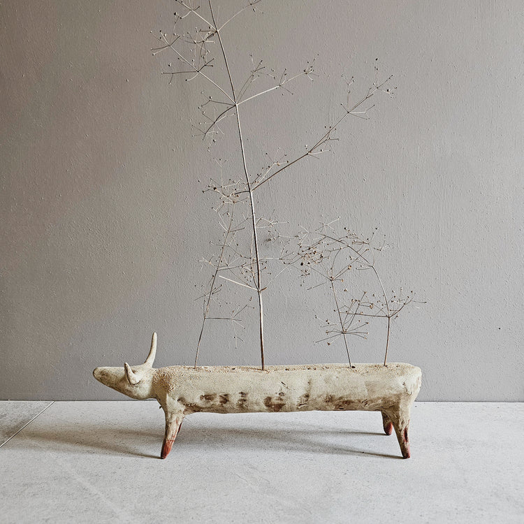 Animale / grès crema e smalti vulcanici