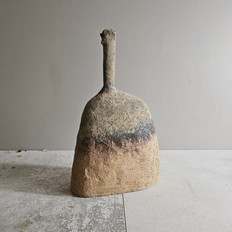 Naxos / vaso in grès crema stratificato bianco e nero