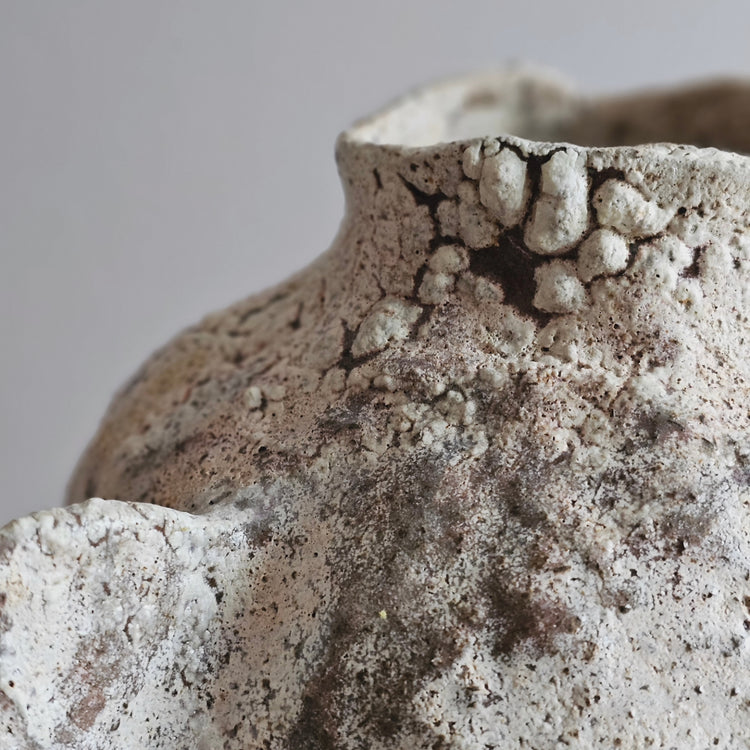 Fenice / vaso in grès rosso stratificato