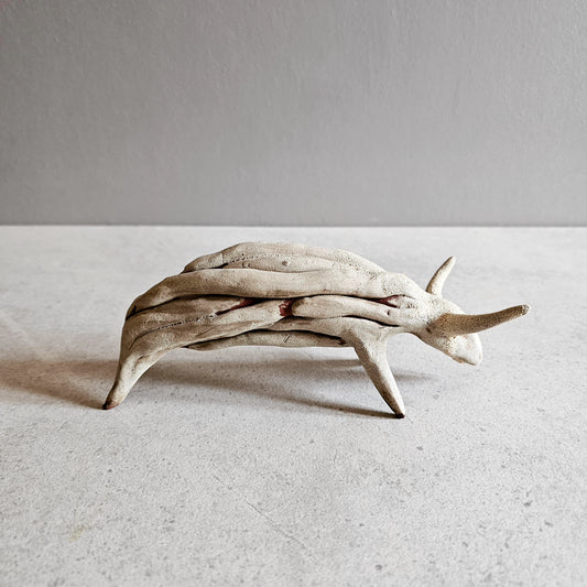 Animale / grès crema e smalti vulcanici (Copia)